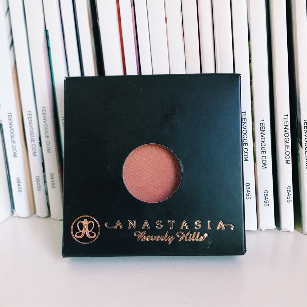 NEW ~ ABH Eyeshadow Single